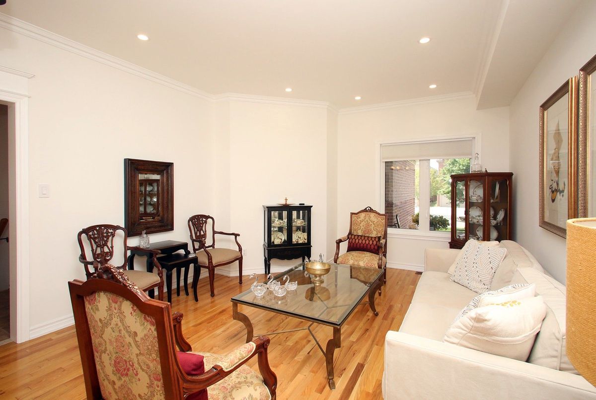 img-gallery