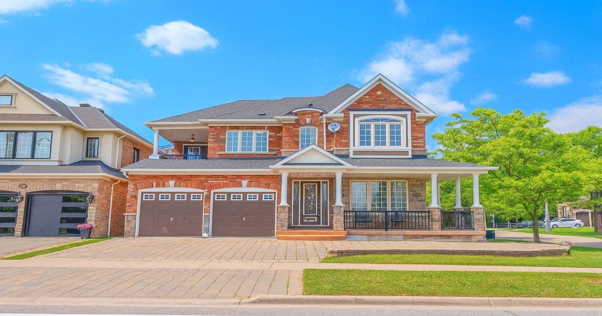 18 Augustine Avenue Richmond Hill