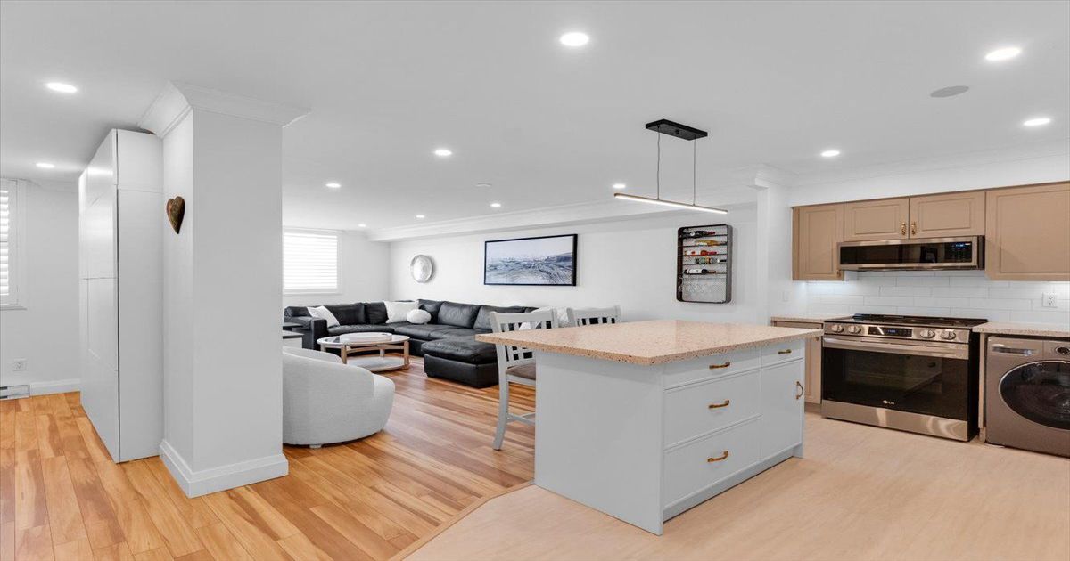 260 Davis Drive Newmarket