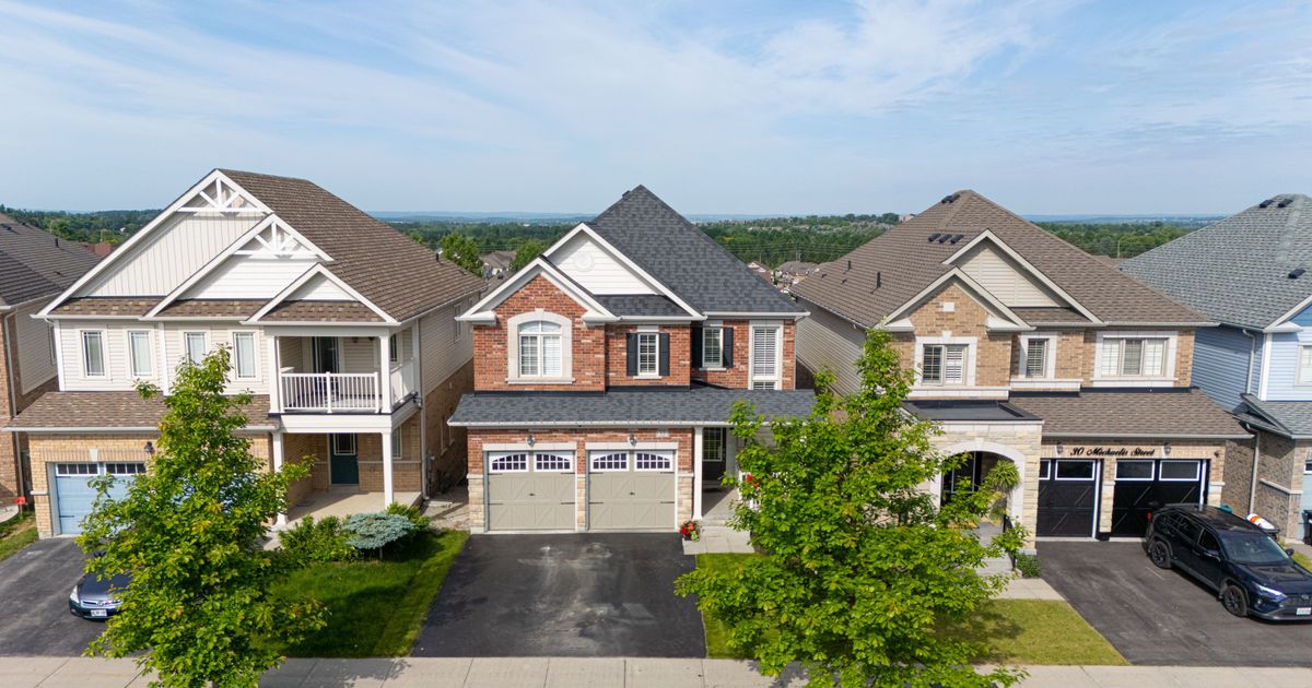 32 Michaelis Street New Tecumseth