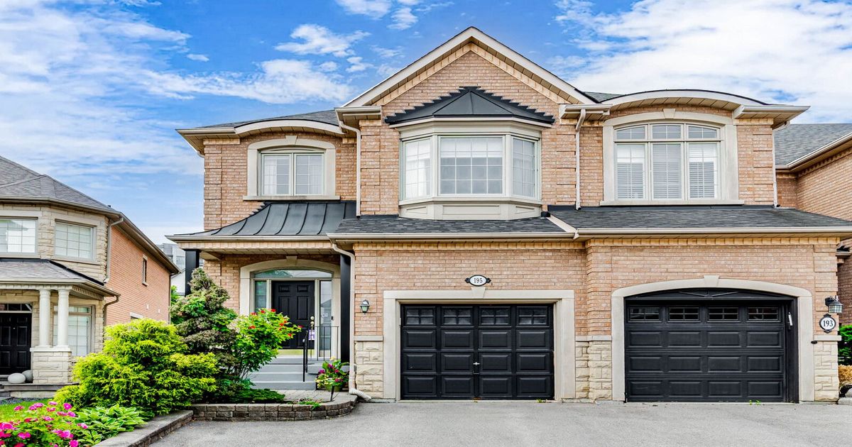 195 Kingsbridge Circle Vaughan