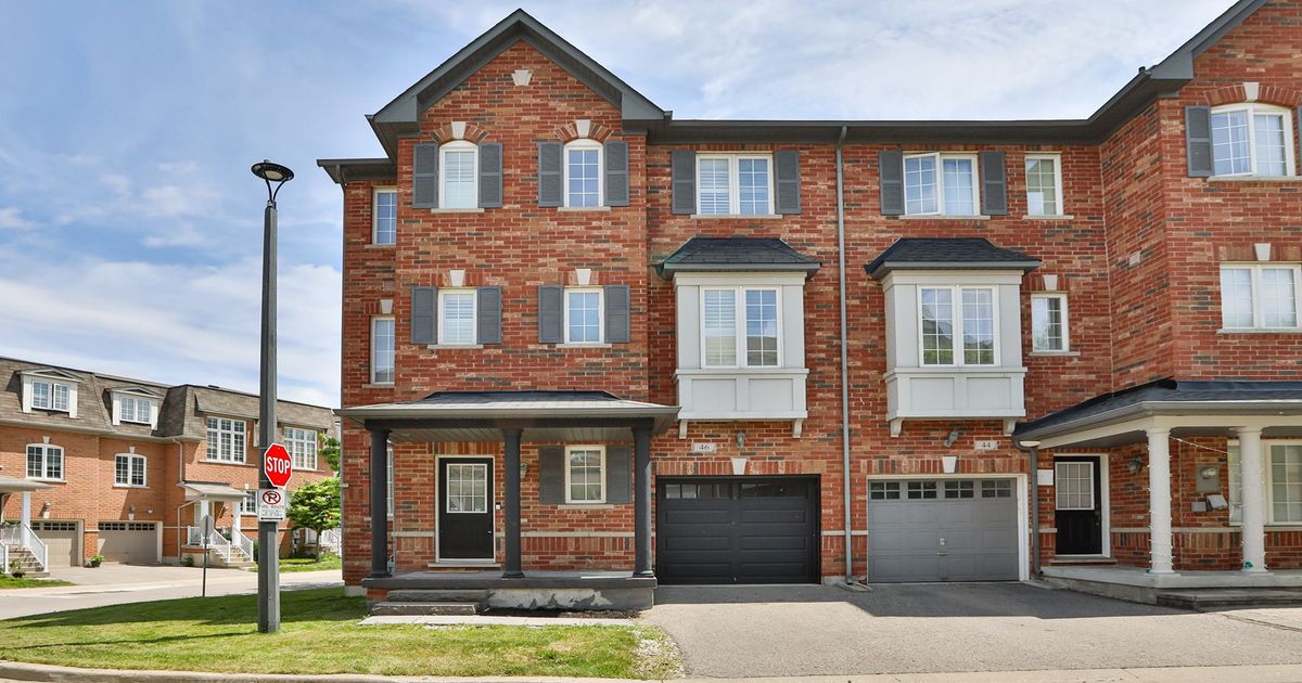 15 Old Colony Road Richmond Hill