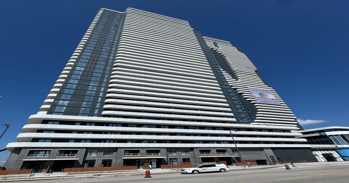 28 Interchange Way N Vaughan