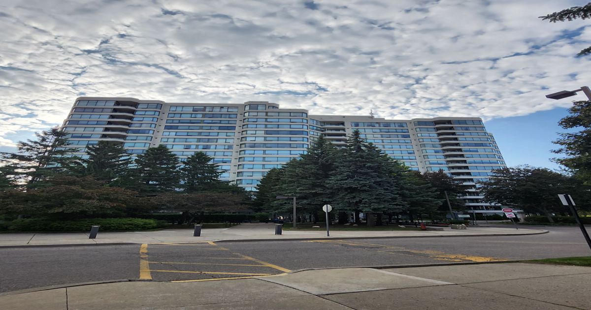 120 Promenade Circle Vaughan