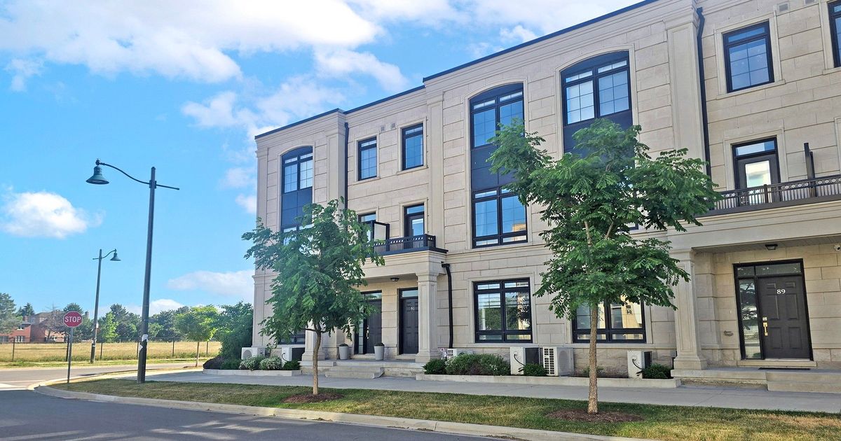 91 William Saville Street Markham