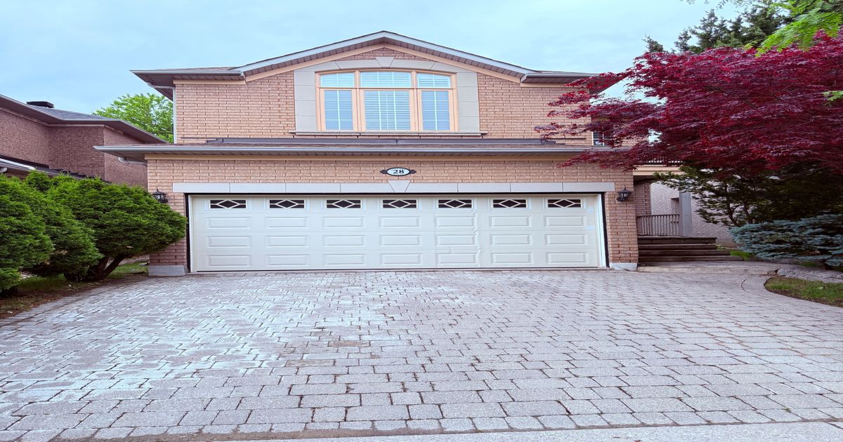 28 Ludford Drive Richmond Hill