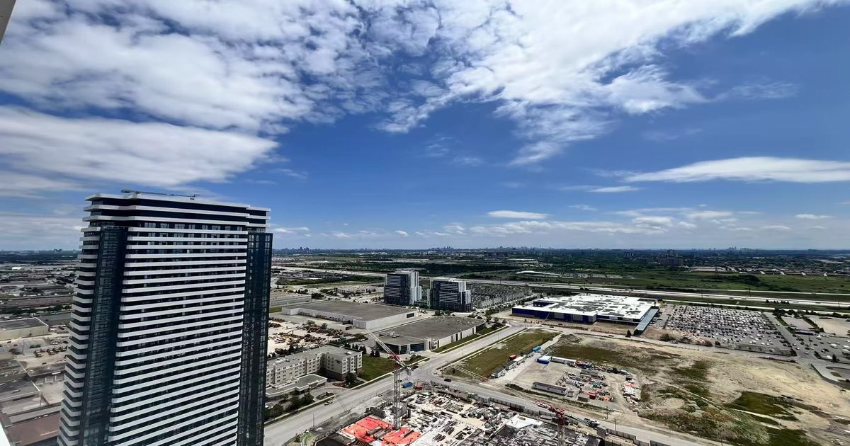 225 Commerce Street Vaughan