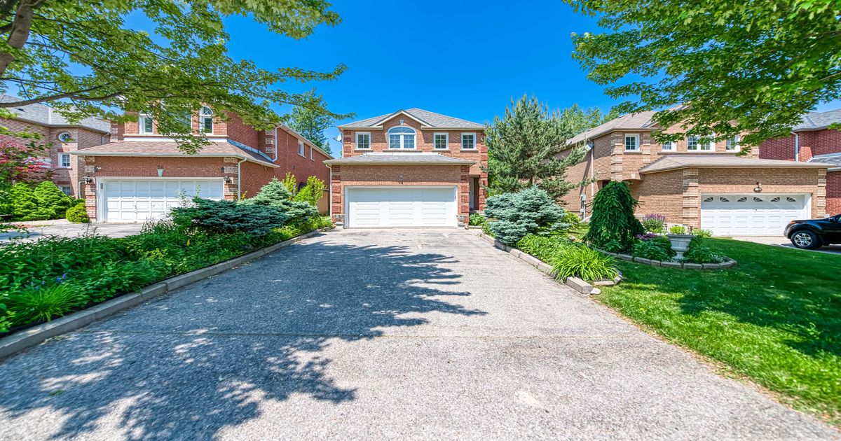 24 Rawlings Avenue Richmond Hill