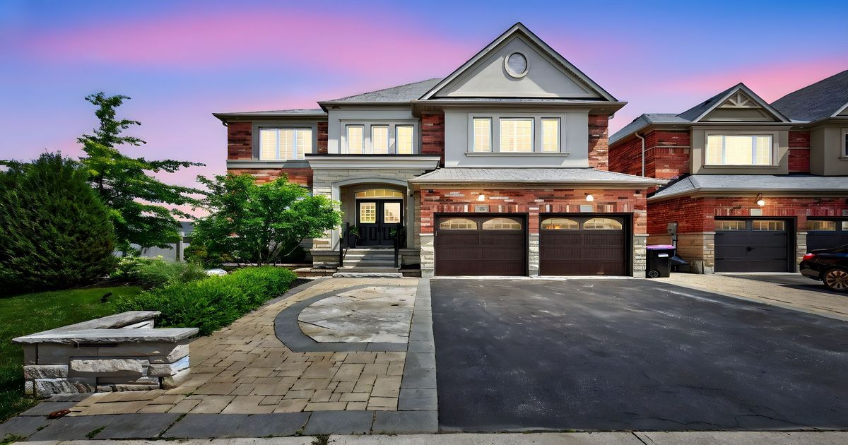 56 Cousteau Drive Bradford West Gwillimbury