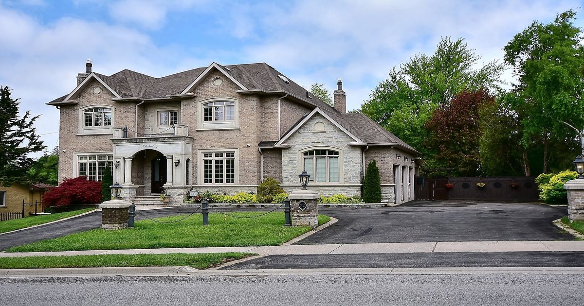 72 Westwood Lane Richmond Hill