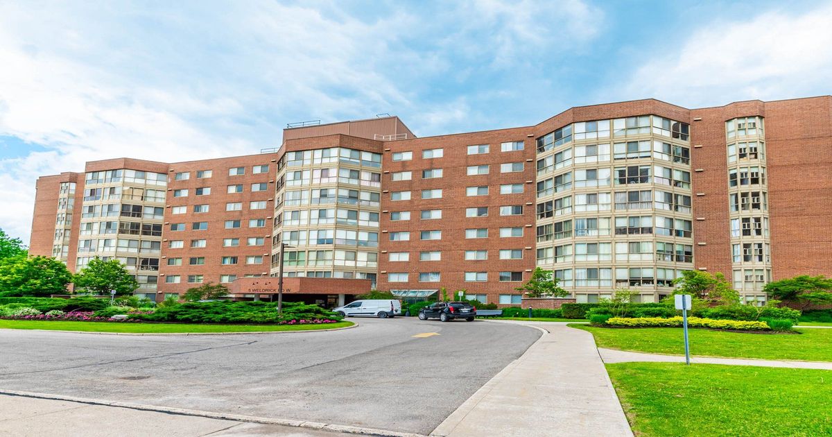 5 Weldrick Road W Richmond Hill
