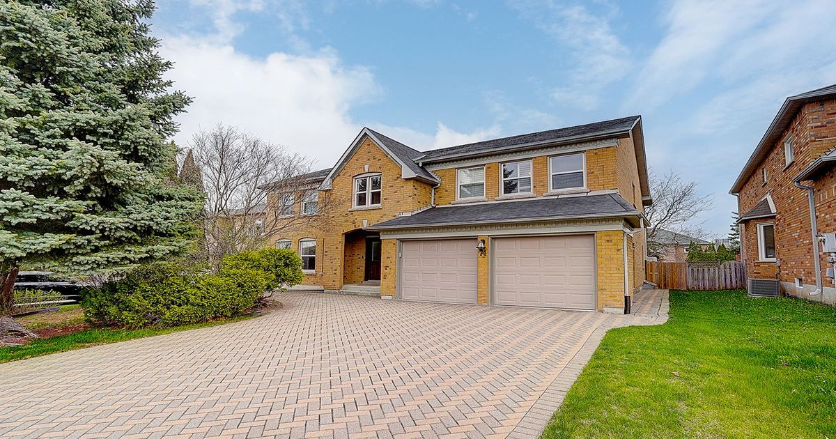 74 Webber Crescent Markham