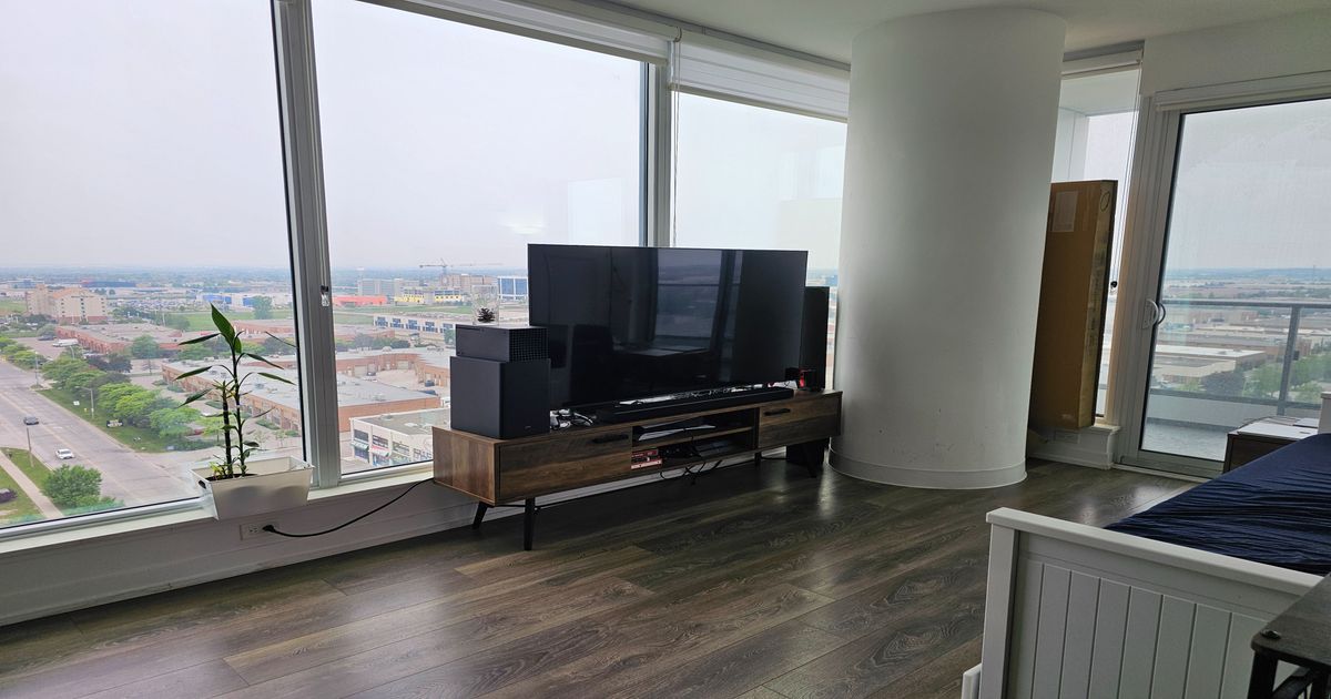 898 Portage Parkway Vaughan