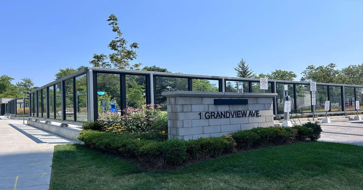 1 Grandview Avenue Markham
