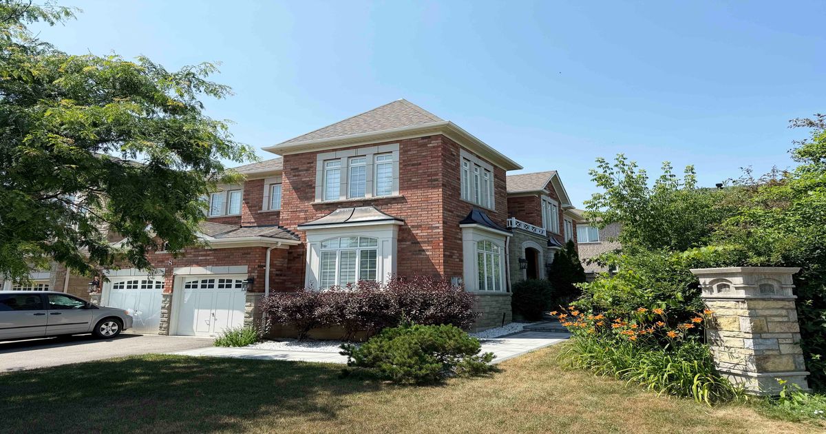8 Valley Vista Drive Vaughan