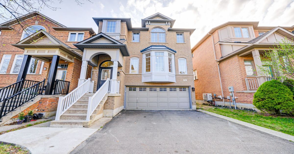 14 Fairlawn Avenue Markham