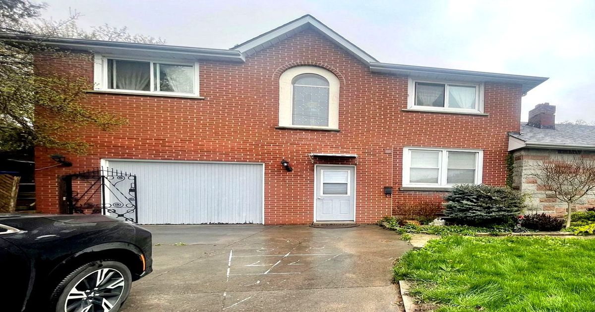 2430 King Road King