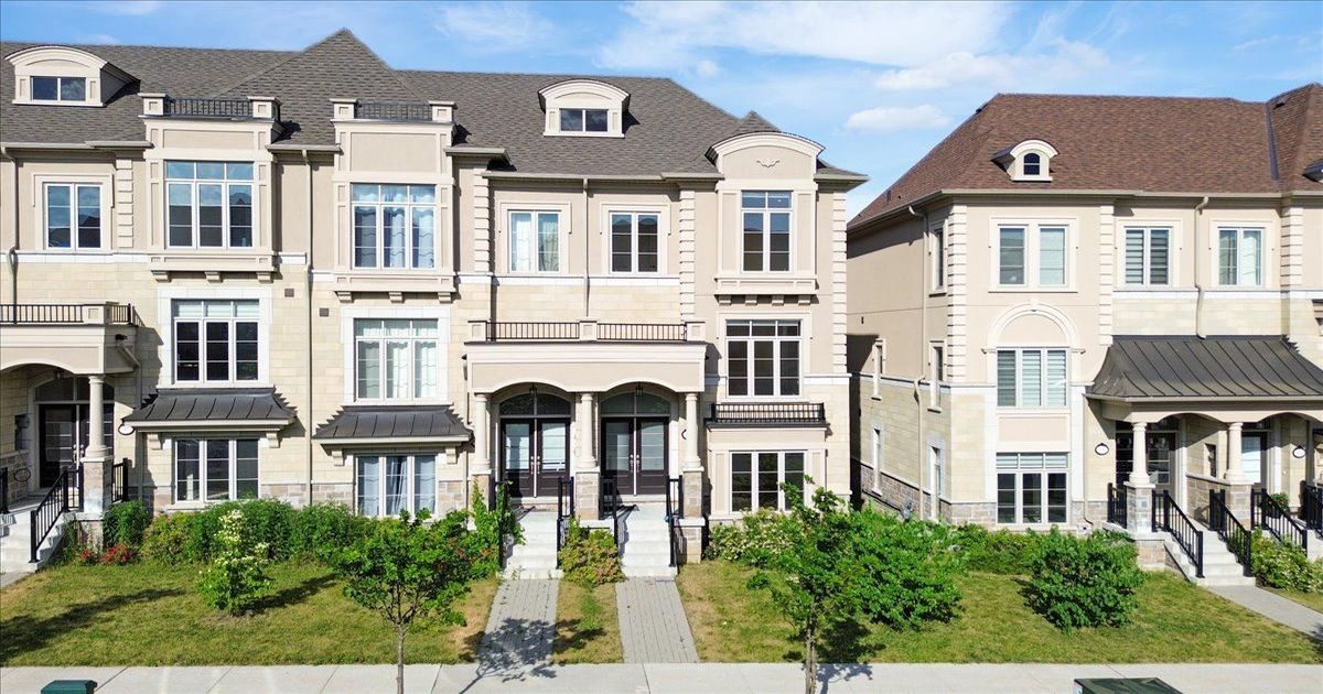 93 Grand Trunk Avenue Vaughan