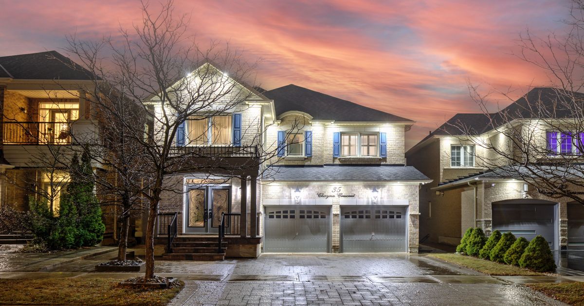 35 Chayna Crescent Vaughan