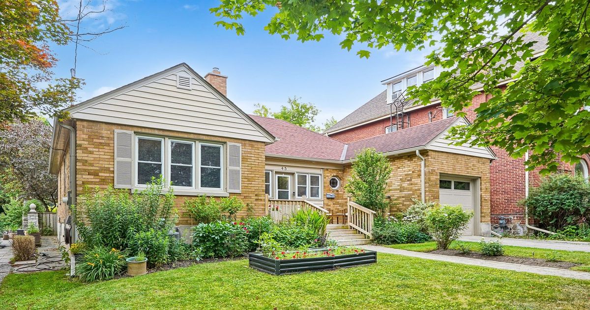 45 Spruce Street Aurora