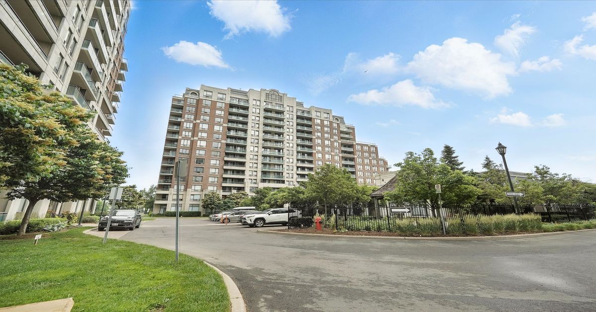 350 Red Maple Road Richmond Hill