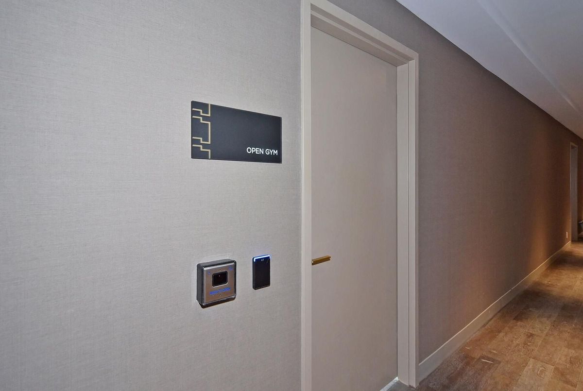 img-gallery