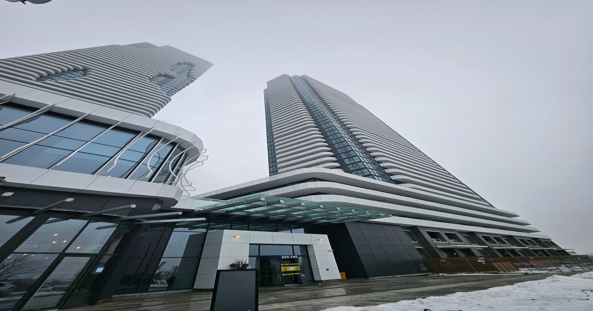 195 Commerce Street Vaughan