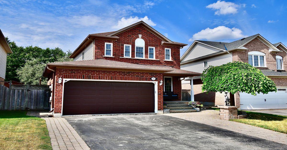24 Glenora Place Georgina