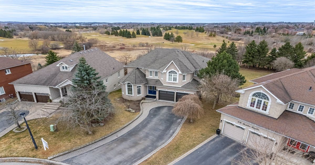 678 Madeline Heights Newmarket