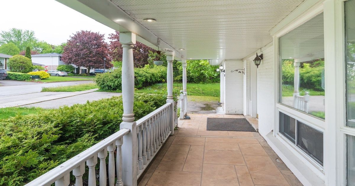 307 Towercrest Drive Newmarket