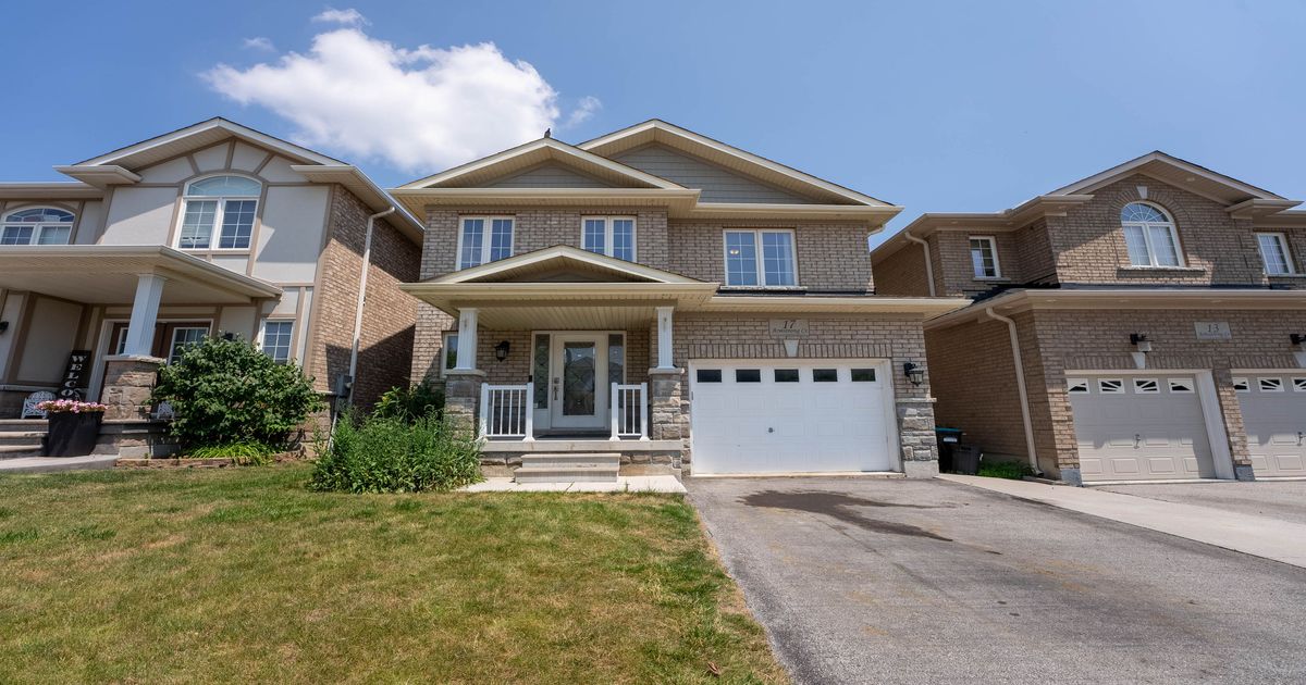 17 Armstrong Crescent Bradford West Gwillimbury