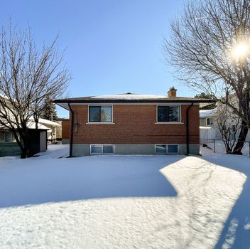 Residential 74 Clark Avenue E Markham For {
  "id": "N12291618-VOW",
  "Restricted": 1,
  "Active": 0,
  "Sold": 1,
  "Acreage": null,
  "Address": "74 Clark Avenue E",
  "AirConditioning": "Central Air",
  "ApproxAge": "",
  "ApproxSquareFootage": "1100-1500",
  "Area": "York",
  "AreaCode": "",
  "Basement": "None",
  "Bedrooms": 3,
  "BedroomsPlus": 0,
  "Blob": "apostrophemlsphoto",
  "BuildingAmenities": "",
  "BuildingAreaTotal": "",
  "BuildingAreaUnits": "",
  "BuildingInsuranceIncluded": null,
  "Board": "Toronto Regional Real Estate Board",
  "ClassSearch": "Residential",
  "CentralVac": "False",
  "ClosedDate": "2025-09-01T00:00:00Z",
  "CoListAgentEmail": null,
  "CoListAgentID": null,
  "CoListAgentName": null,
  "CoListAgentDesignation": null,
  "CoListAgentPhone": null,
  "CoListOfficeID": null,
  "CoListOfficeName": "",
  "CommercialCondoFees": 0,
  "Community": "Thornhill",
  "CommunityCode": null,
  "Condition": "",
  "ConditionalExpirydate": "0001-01-01T00:00:00Z",
  "ContractDate": "2025-07-17",
  "DaysOnMarket": 40,
  "DirectionsCrossStreets": "Yonge/Clark",
  "DisplayAddressOninternet": "True",
  "DistributeToInternetPortals": "True",
  "Elevator": "",
  "Extras": "",
  "ExpiryDate": "2025-12-31T00:00:00Z",
  "FireplaceStove": "False",
  "Furnished": "Unfurnished",
  "GarageSpaces": 1,
  "GarageType": "Attached",
  "HeatType": "Forced Air",
  "HeatSource": "Gas",
  "IDX": "Y",
  "Kitchens": 1,
  "KitchensPlus": 0,
  "Latitude": 43.808872,
  "LastStatus": "Lsd",
  "Lease": "",
  "LeaseFrequency": "",
  "LeaseTerm": "12 Months",
  "Level": null,
  "ListAgentEmail": null,
  "ListAgentID": null,
  "ListAgentName": null,
  "ListAgentDesignation": null,
  "ListAgentPhone": null,
  "ListBrokerage": "CENTURY 21 NEW CONCEPT",
  "ListOfficeID": "20002200",
  "ListOfficePhone": null,
  "ListAOR": null,
  "ListingEntryDate": "2025-07-17T17:30:23Z",
  "ListPrice": 3200,
  "Longitude": -79.415715,
  "LotDepth": 0,
  "LotFront": 0,
  "LotSizeCode": "",
  "MLS": "N12291618",
  "MLSNumber": "N12291618",
  "MLSStatus": "U",
  "MLSLastStatus": "Lsd",
  "MoveInDate": "",
  "Municipality": "Markham",
  "MunicipalityCode": "",
  "MunicipalityDistrict": "Markham",
  "OpenHouseDate1": "0001-01-01T00:00:00Z",
  "OpenHouseDate2": "0001-01-01T00:00:00Z",
  "OpenHouseDate3": "0001-01-01T00:00:00Z",
  "OpenHouseFrom1": null,
  "OpenHouseFrom2": null,
  "OpenHouseFrom3": null,
  "OpenHouseTo1": null,
  "OpenHouseTo2": null,
  "OpenHouseTo3": null,
  "OriginalPrice": 3200,
  "ParkingSpaces": 2,
  "PetsPermitted": "",
  "PhotoCount": 31,
  "Pool": "None",
  "PostalCode": "L3T 1S5",
  "PropertyType": "Residential",
  "PropertyTypeSearch": "Residential",
  "PropertySubType": "Detached",
  "PropertySubTypeSearch": "Single Family",
  "PropertyStyleSearch": "Bungalow",
  "Province": "ON",
  "RemarksForClients": "*Amazing Cozy House in Prime Location Of Thornhill*Totally Renovated 3 Years New With 3 Bed Rooms, 2 Full Bathrooms*Open Concept New Kitchen W/Breakfast Area*New Kitchen Cabinets, New Under-Mount Sink, Custom Backsplash*Transit For Easy Access Living*Steps to Yonge St. Bus Stop, Shopping Centre, Subway*Excellent Amenities: All Kinds Of Restaurants, Shops, Banks*Main Floor Rent Only*Tenants Pays 60% of Total Utilities, Responsible for Lawn Maintenance & Snow Cleaned*",
  "Retirement": "0",
  "SaleLease": "Lease",
  "SoldDate": "2025-08-26T00:00:00Z",
  "SoldPrice": "3200",
  "Sewers": "Sewer",
  "Source": "VOW",
  "SPLP": 100,
  "SqFtTotal": null,
  "SqFtRangeMin": 1100,
  "SqFtRangeMax": 1500,
  "Status": "U",
  "StreetNumber": "74",
  "StreetAbbreviation": "Avenue",
  "StreetDirection": "E",
  "StreetName": "Clark",
  "Style": "Bungalow",
  "SuspendedDate": "0001-01-01T00:00:00Z",
  "Taxes": 0,
  "TaxYear": "",
  "TerminatedDate": "0001-01-01T00:00:00Z",
  "TimestampSql": "2025-09-02T19:44:00Z",
  "TotalArea": "0",
  "TotalParkingSpaces": 1,
  "Type": "Detached",
  "TypeSearch": "Detached",
  "UnitNumber": "Main",
  "VirtualTourURL": "",
  "Washrooms": 2,
  "Water": null,
  "Waterfront": "",
  "WaterIncluded": "",
  "YearBuilt": null,
  "Zoning": "",
  "Geometry": "43.808872,-79.415715",
  "RTimestampSql": "2025-09-02T20:56:23Z"
}.(string)property[