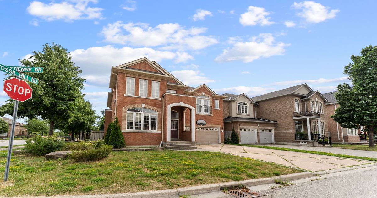 1 St Etienne Drive Vaughan