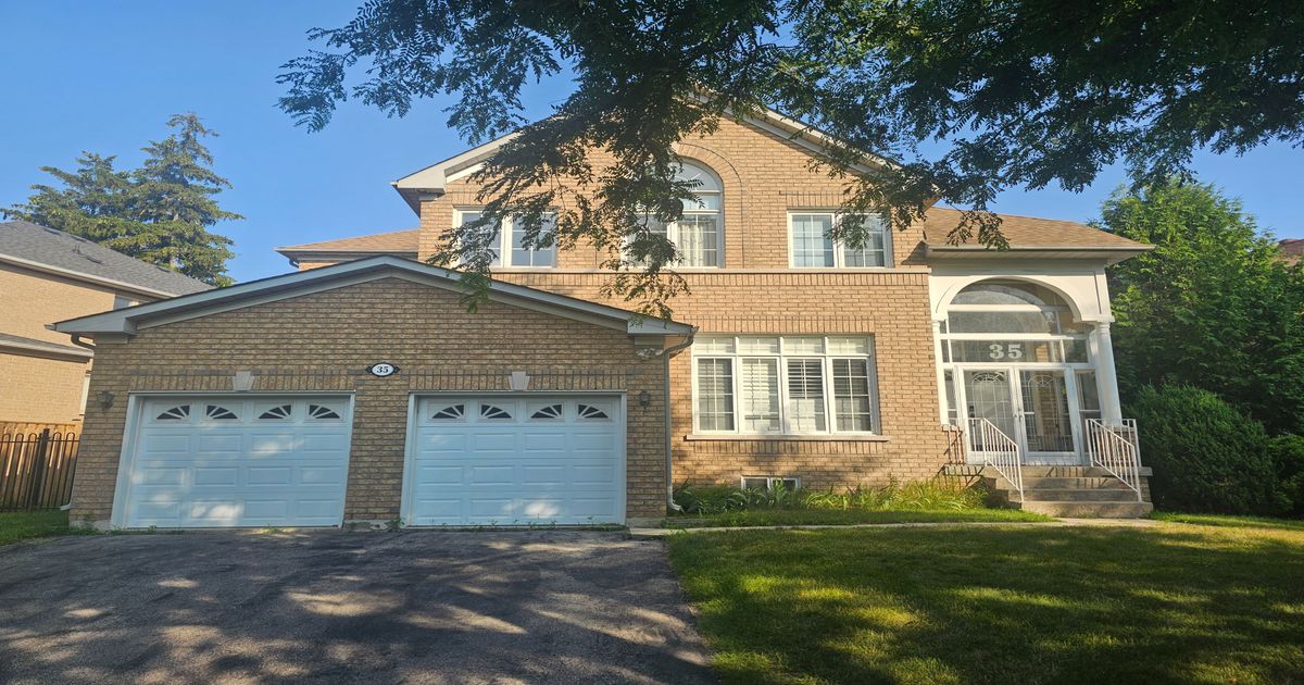 35 Forester Crescent Markham