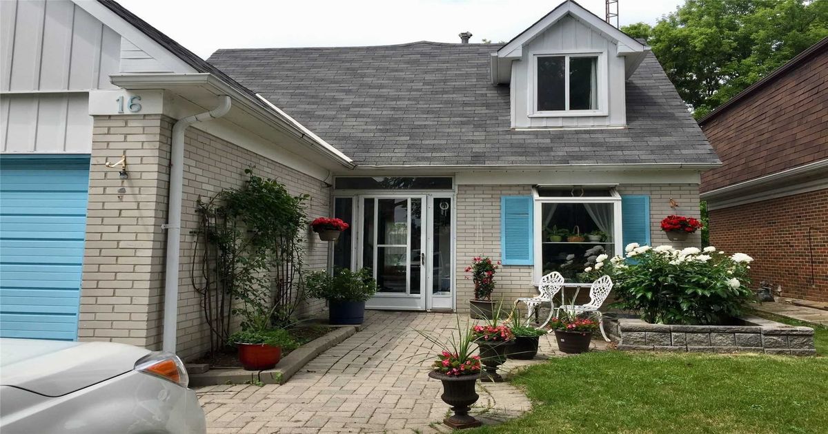 16 Aberfeldy Crescent Markham