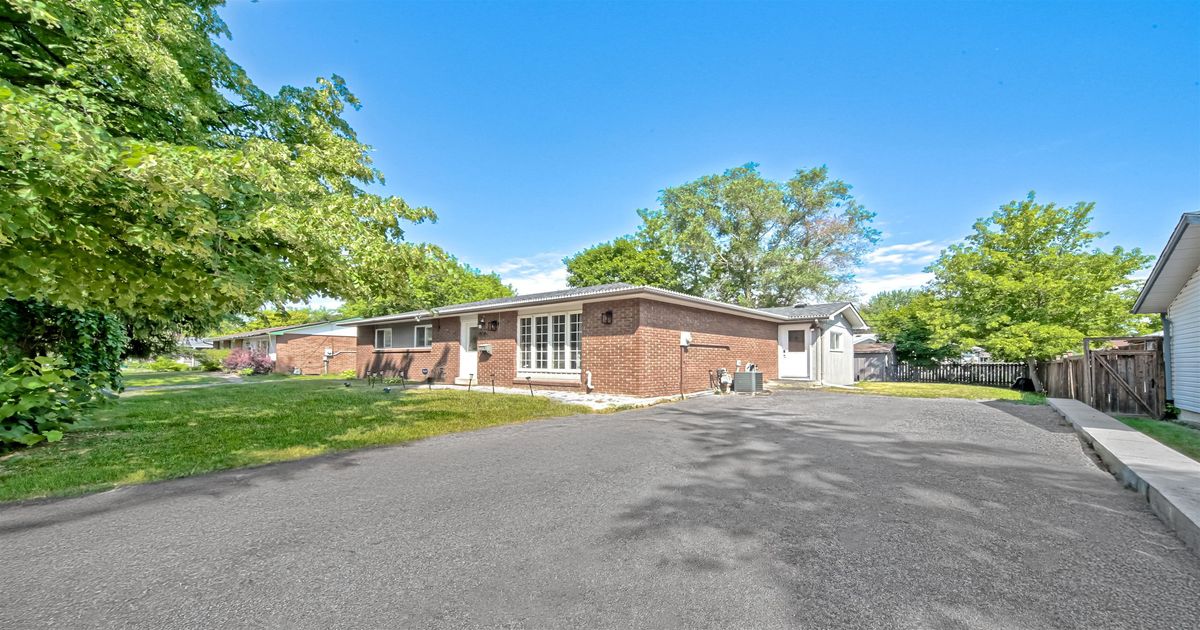 354 ADELINE Drive Georgina