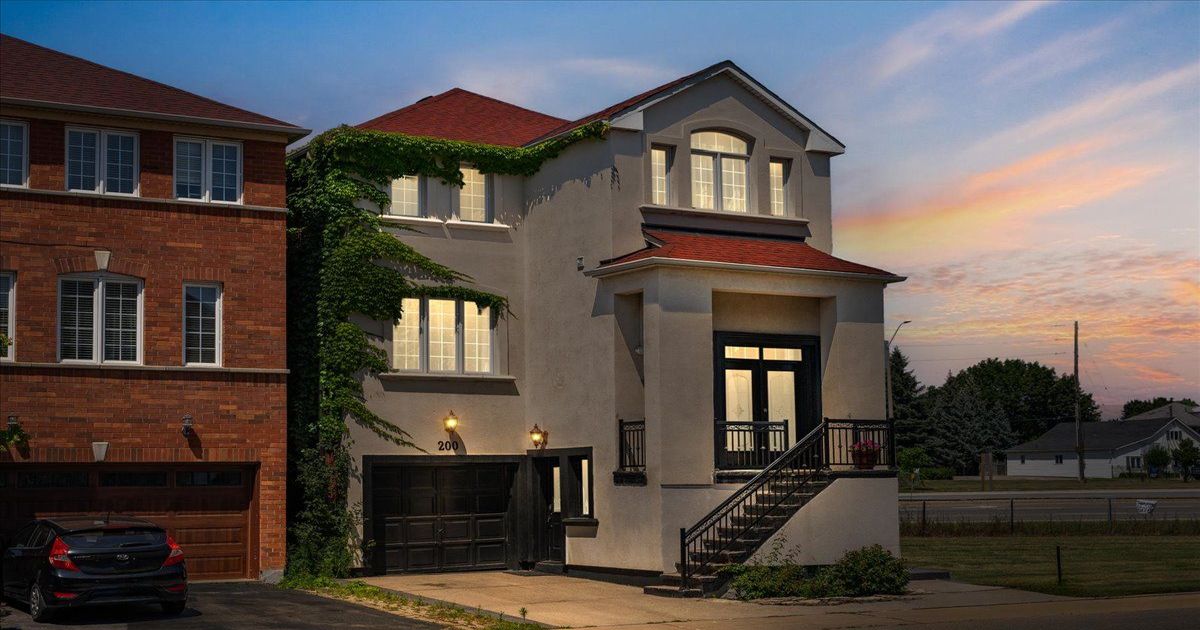 200 Yellowood Circle Vaughan