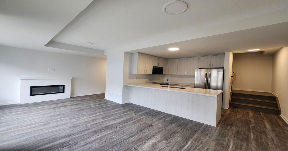 119 Matawin Lane Richmond Hill