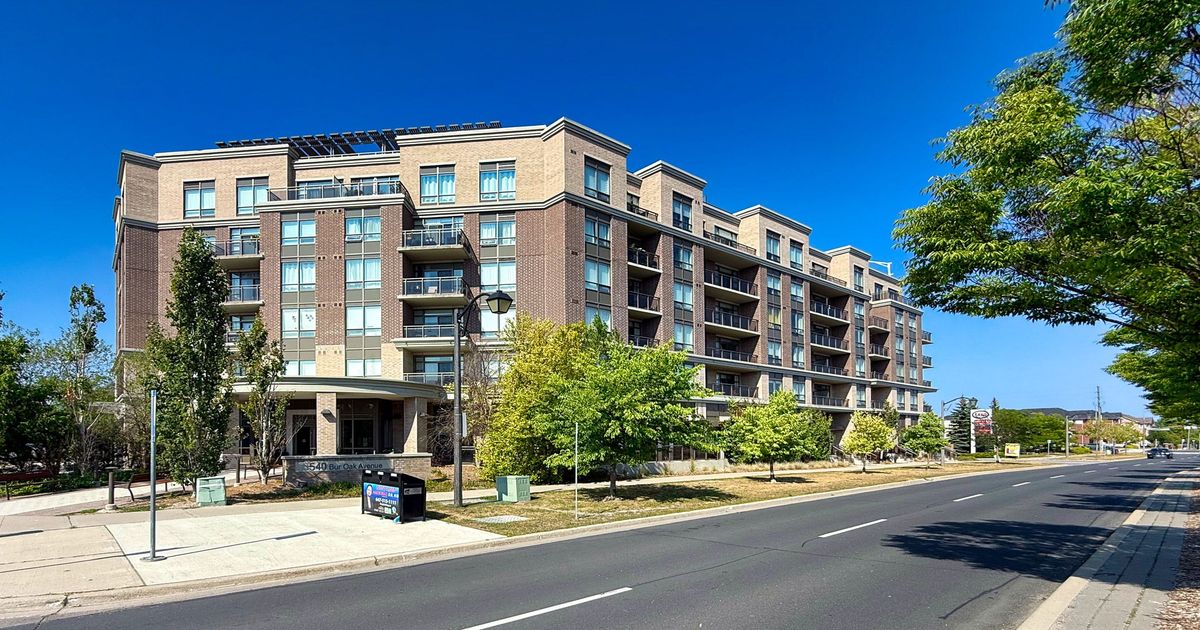 540 bur oak Avenue Markham