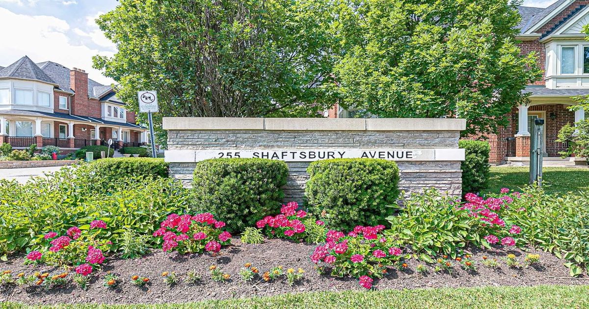 255 Shaftsbury Avenue Richmond Hill