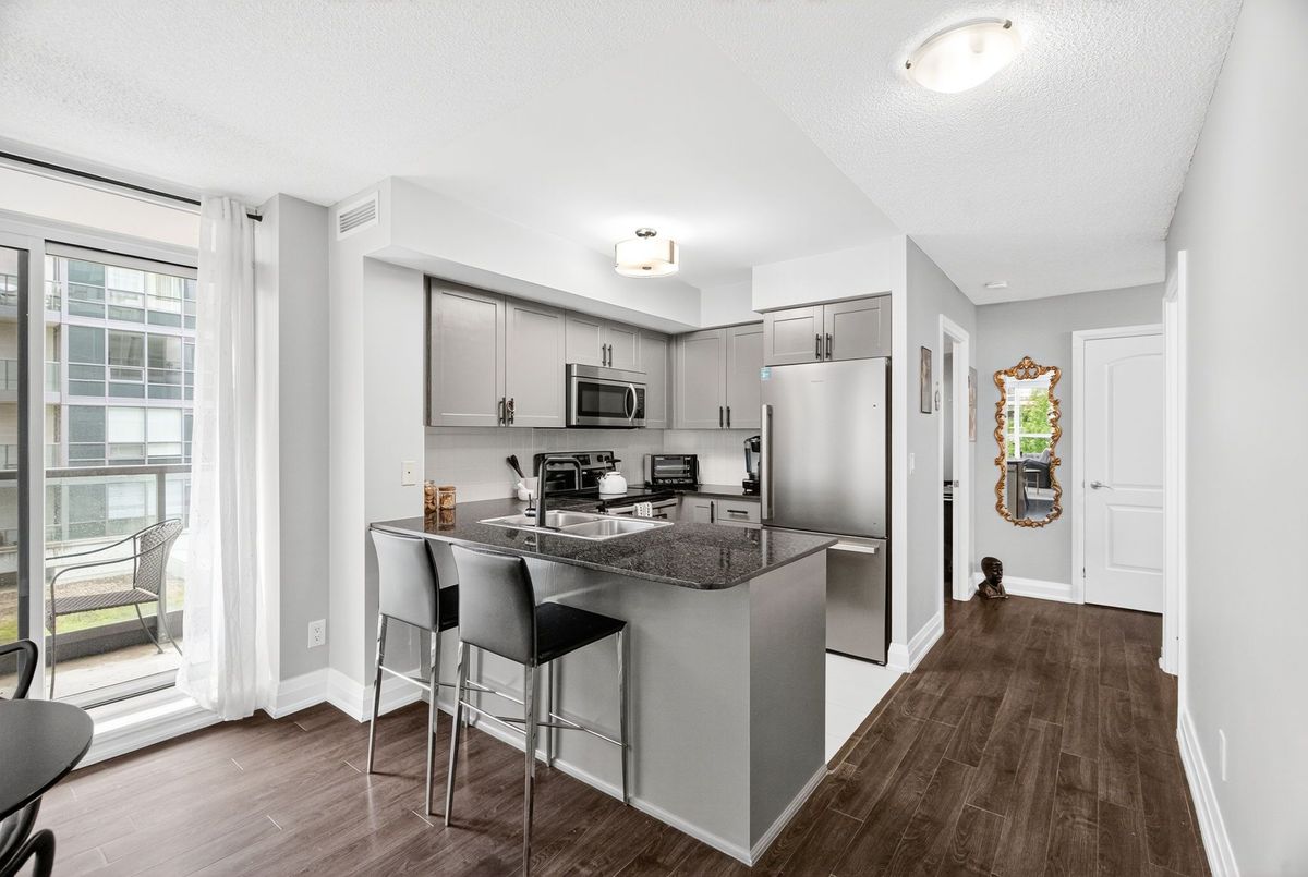 20 North Park Road Vaughan 20 North Park Road Vaughan