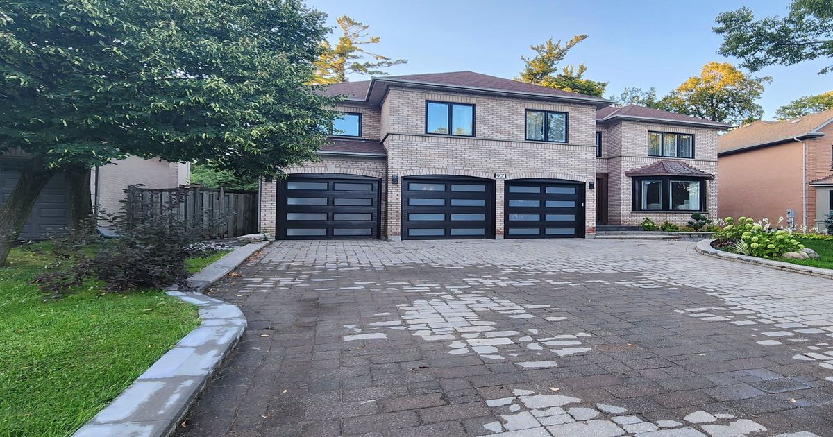 97 Luba Avenue Richmond Hill