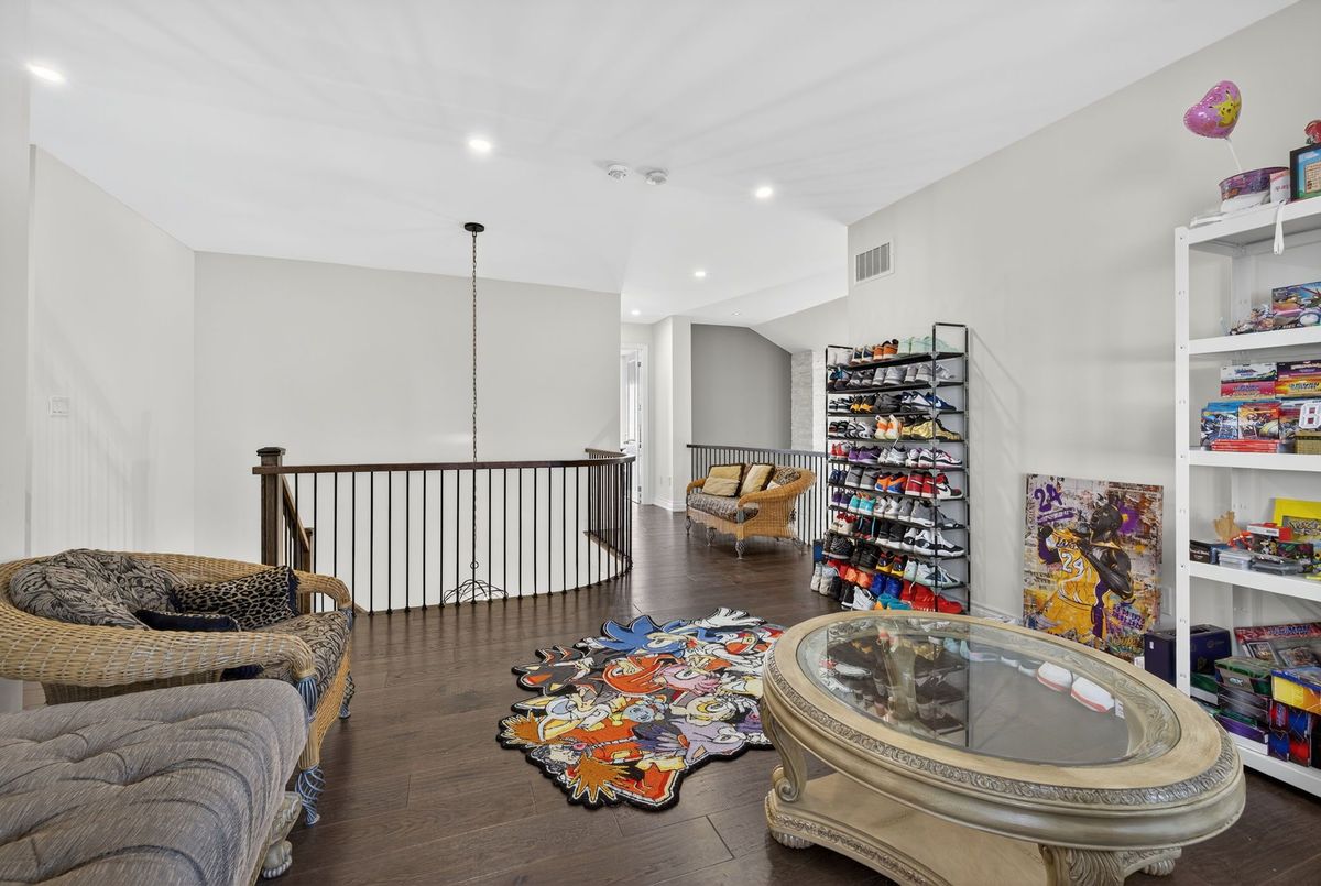 10 Larkin Avenue King 10 Larkin Avenue King