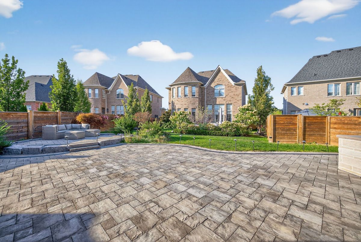 10 Larkin Avenue King 10 Larkin Avenue King