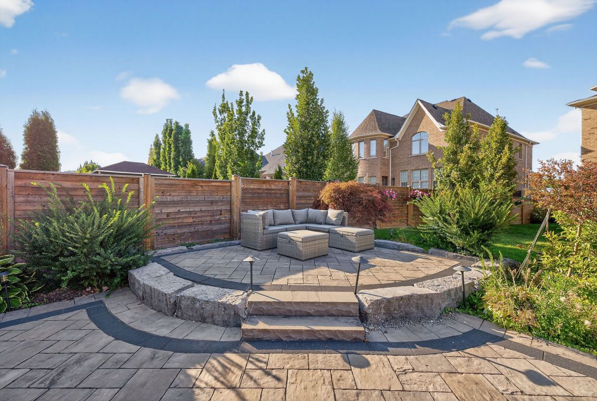 10 Larkin Avenue King 10 Larkin Avenue King