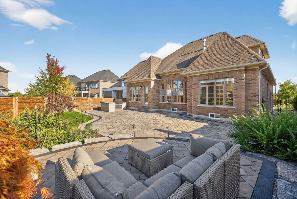 10 Larkin Avenue King 10 Larkin Avenue King