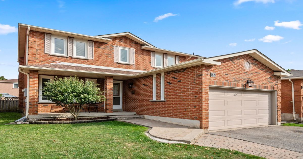 69 Cairns Drive Markham