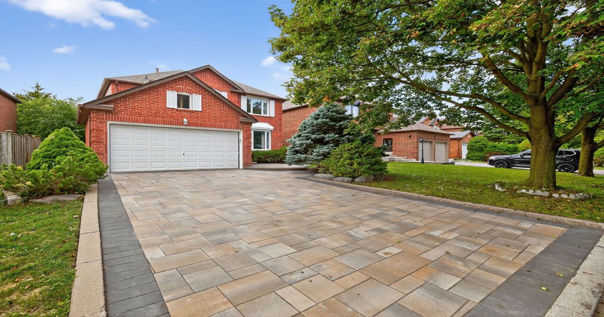 26 Stacey Crescent Markham