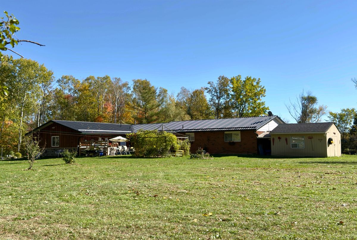 1114 Goshen Road Innisfil 1114 Goshen Road Innisfil