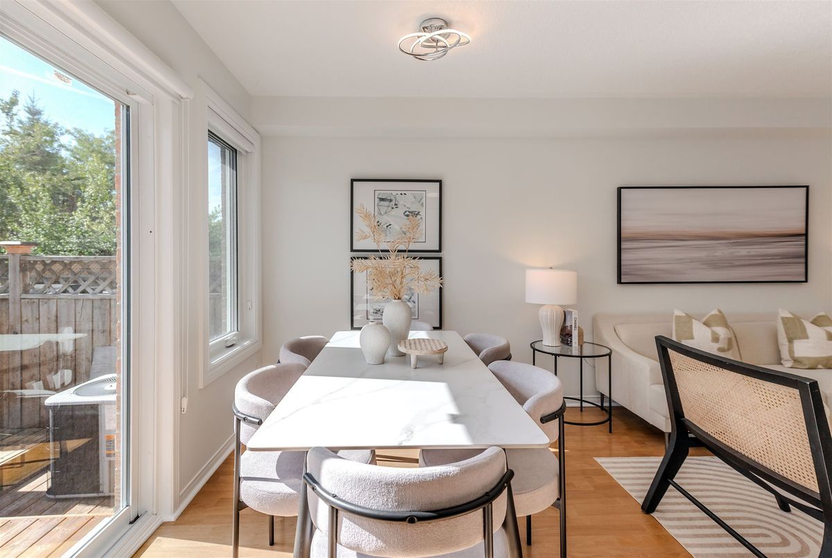 113 Mugford Road Aurora 113 Mugford Road Aurora